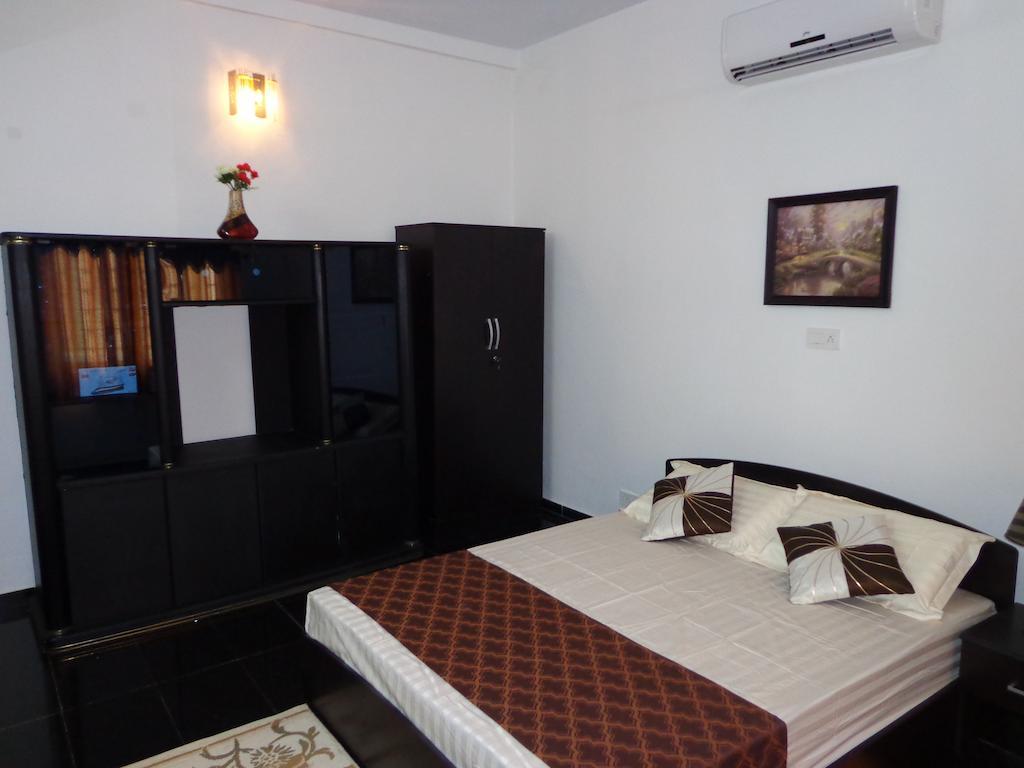 Remisha Service Apartments Ченай Екстериор снимка