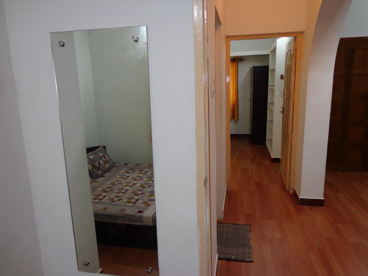 Remisha Service Apartments Ченай Стая снимка